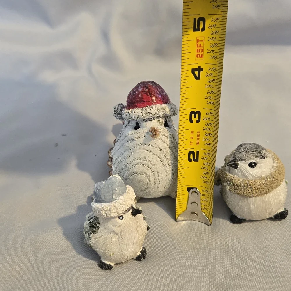 Set of 3 Christmas Winter Bird Figurines Santa Hats Scarves Holiday Decor